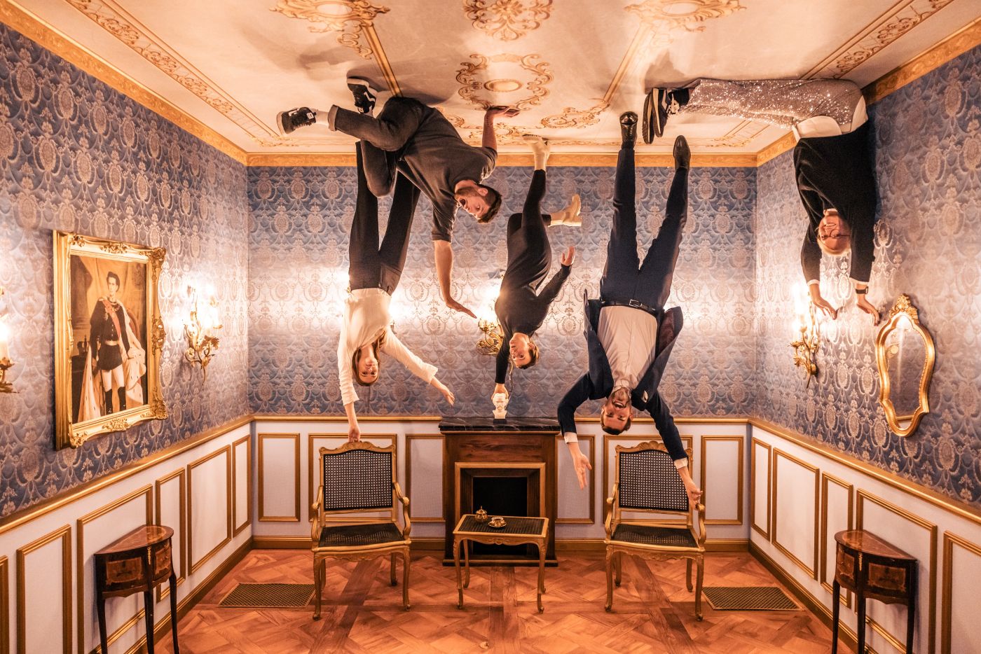 Magische Weihnachtsfeier im Magic Bavaria – mit interaktiven Kulissen und verblüffende Illusionen